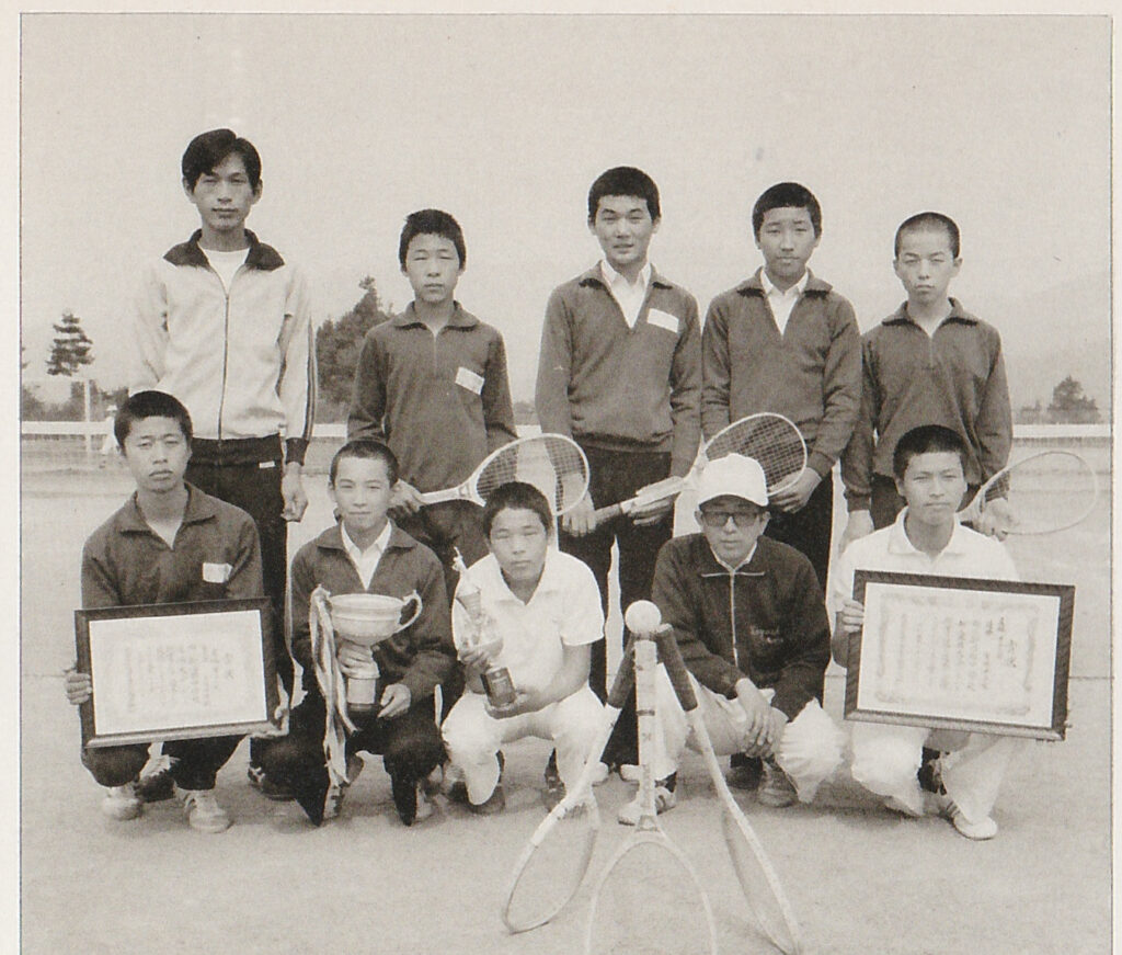 男子テニス部